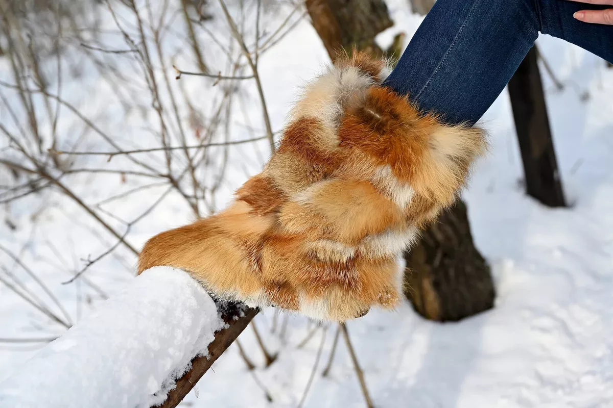 White Furry Long Fur Eskimo Long Fur Snow Yeti Boots