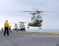 Navy CH-46E  HMM-265 Helicopters on the USS Essex Year 2008  8x10 Photo