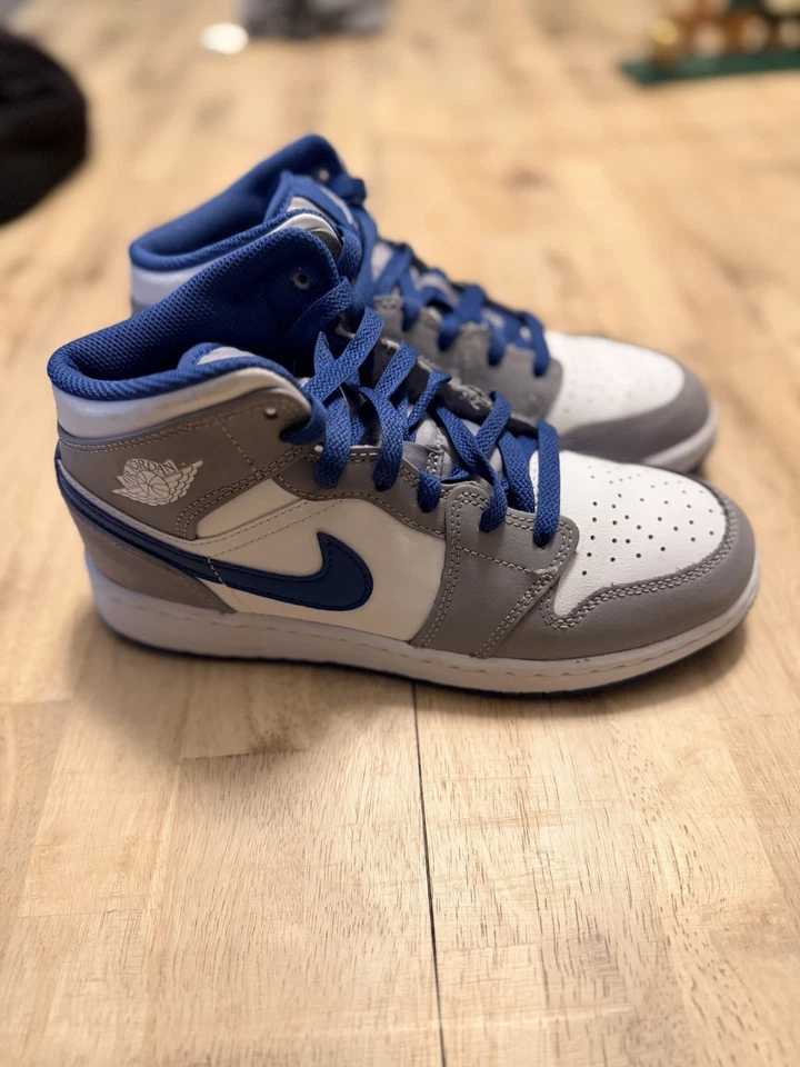 Nike Retro 1 Jordan True Blue Cement (GS) 4.5y Foto 4 de 4