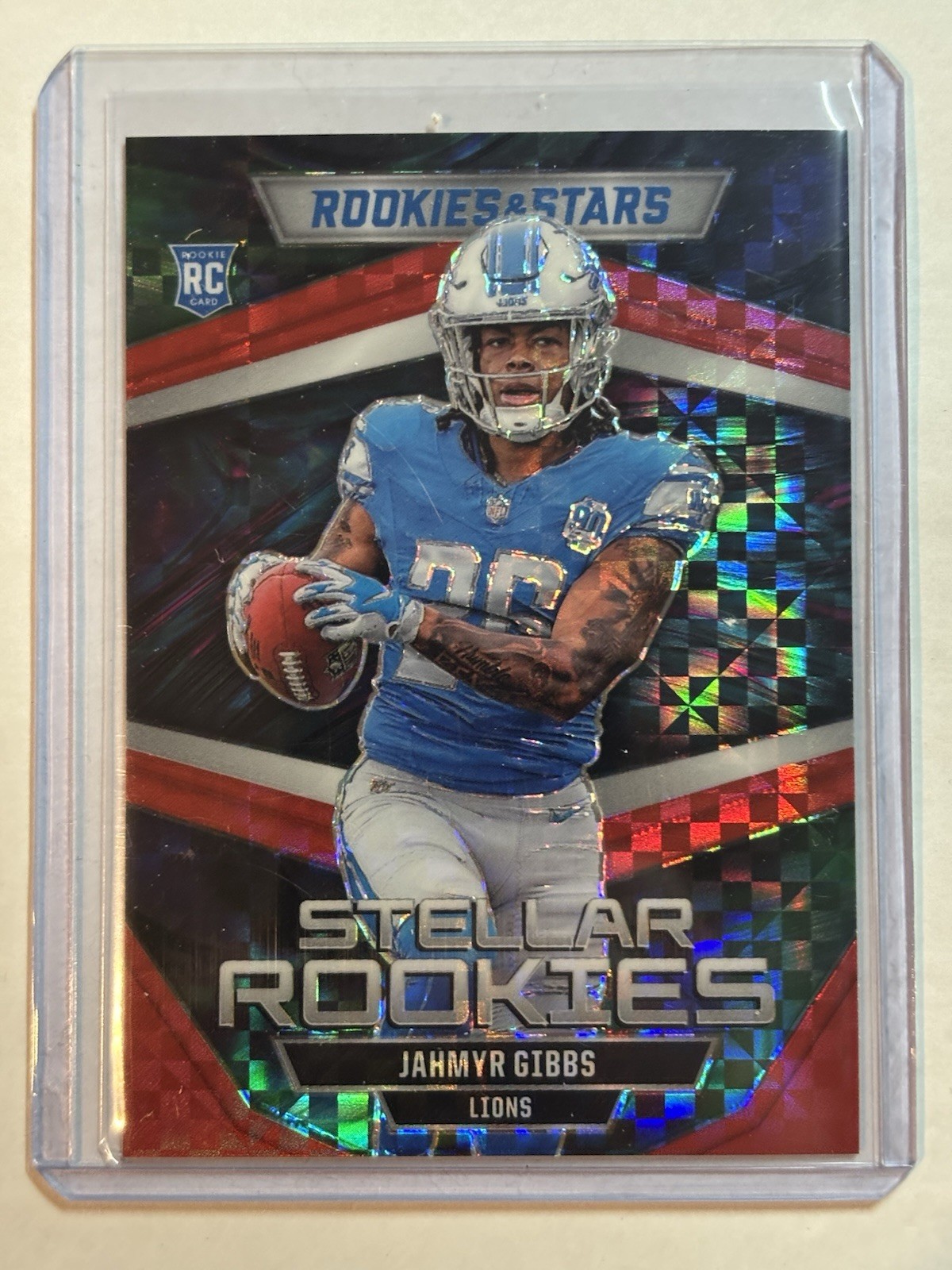 2023 Panini Rookies & Stars - Stellar Rookies Jahmyr Gibbs #SR-4 Red Plaid RC