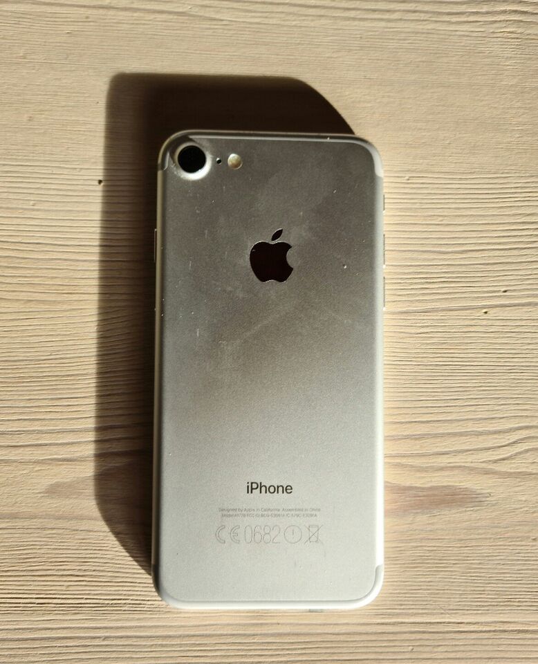 iPhone 7, 128 GB, hvid – dba.dk – Køb og Salg af Nyt og Brugt