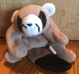 ringo the raccoon beanie baby
