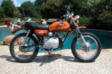 Yamaha Mandarin Orange Vintage Motorcycle Paint - Aerosol - Pint - Quart
