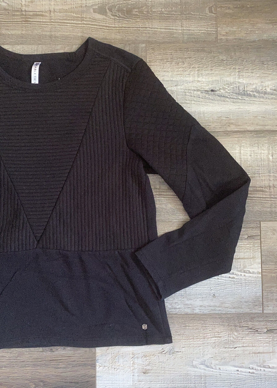 Fabletics Medium Black Ribbed Quilted Textured Pu… - image 2