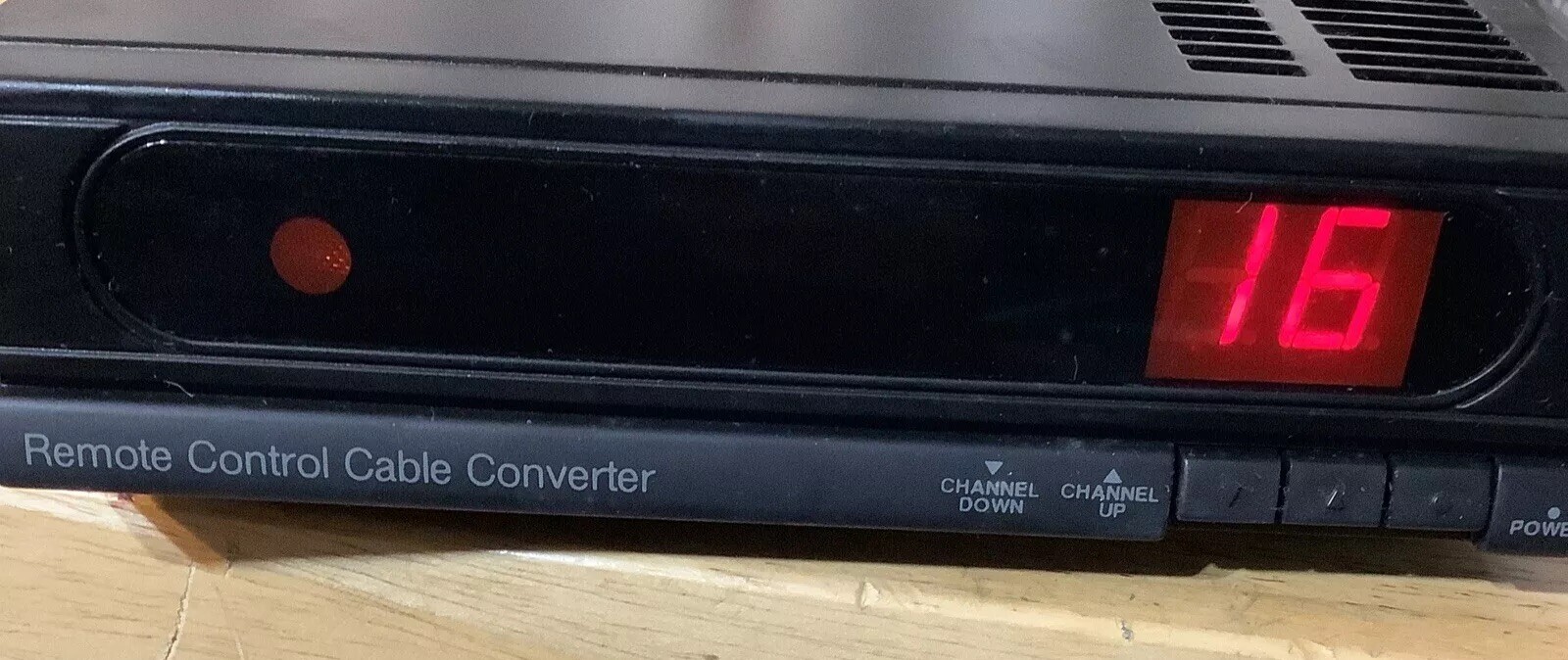Converter Box M & VH1600X Wireless Remote Control Cable Converter/Tuner!!