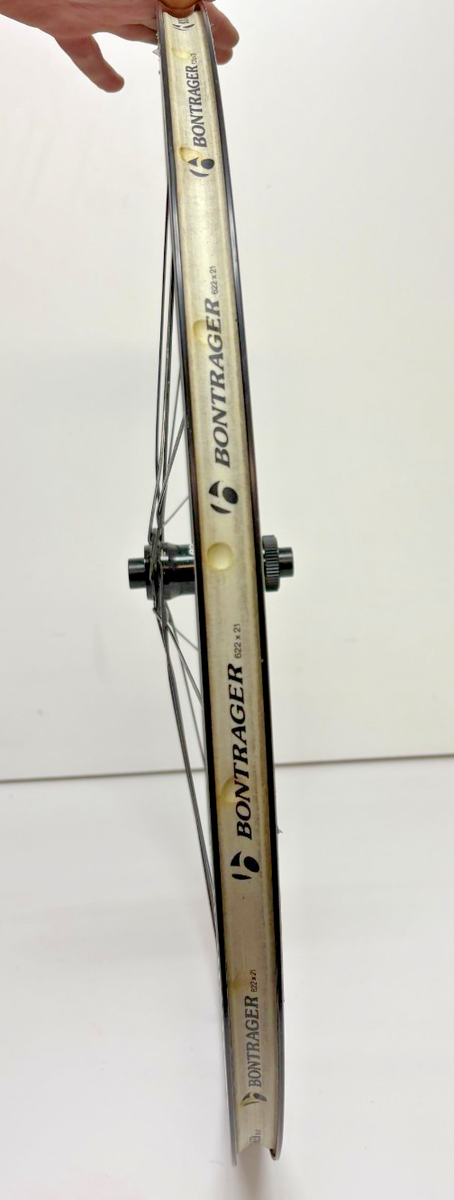 Bontrager Affinity Comp Tubeless Aluminum Disc Brake Thru Axle