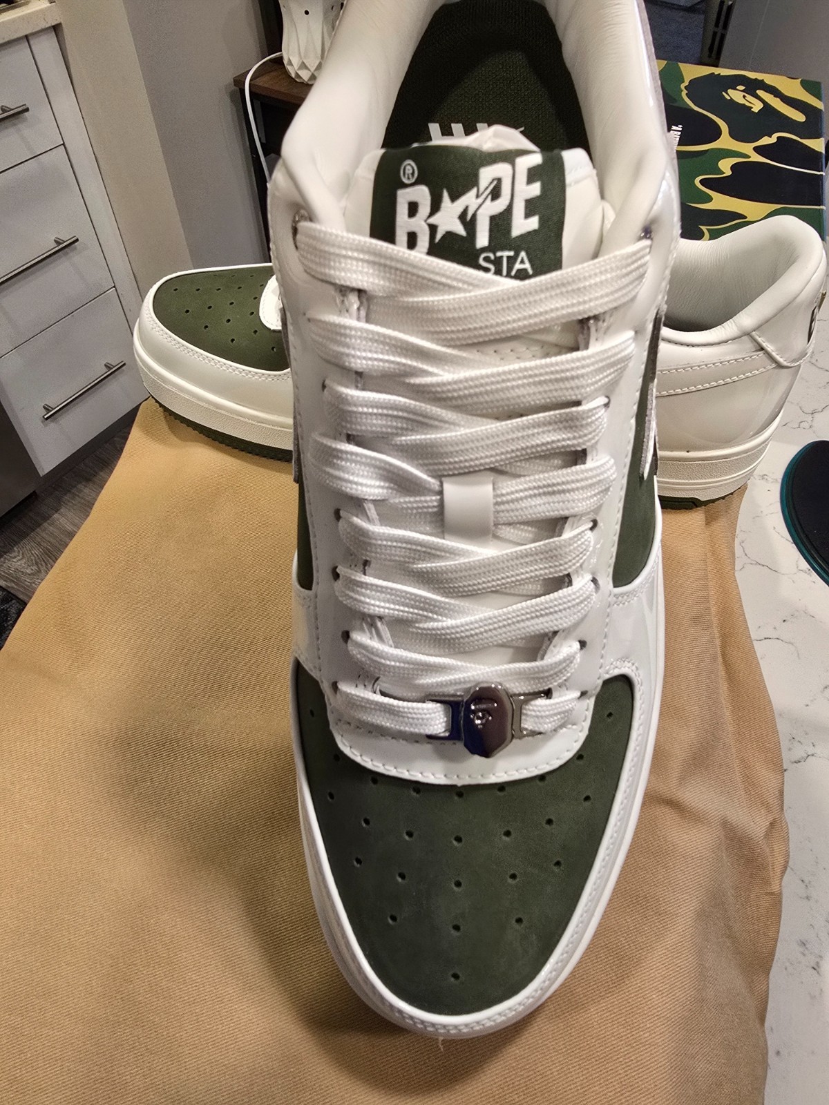 NEW A Bathing APE White & Khaki BAPE STA #6 1K80191306 SHOES SNEAKERS NEW SZ 12 thumbnail 3