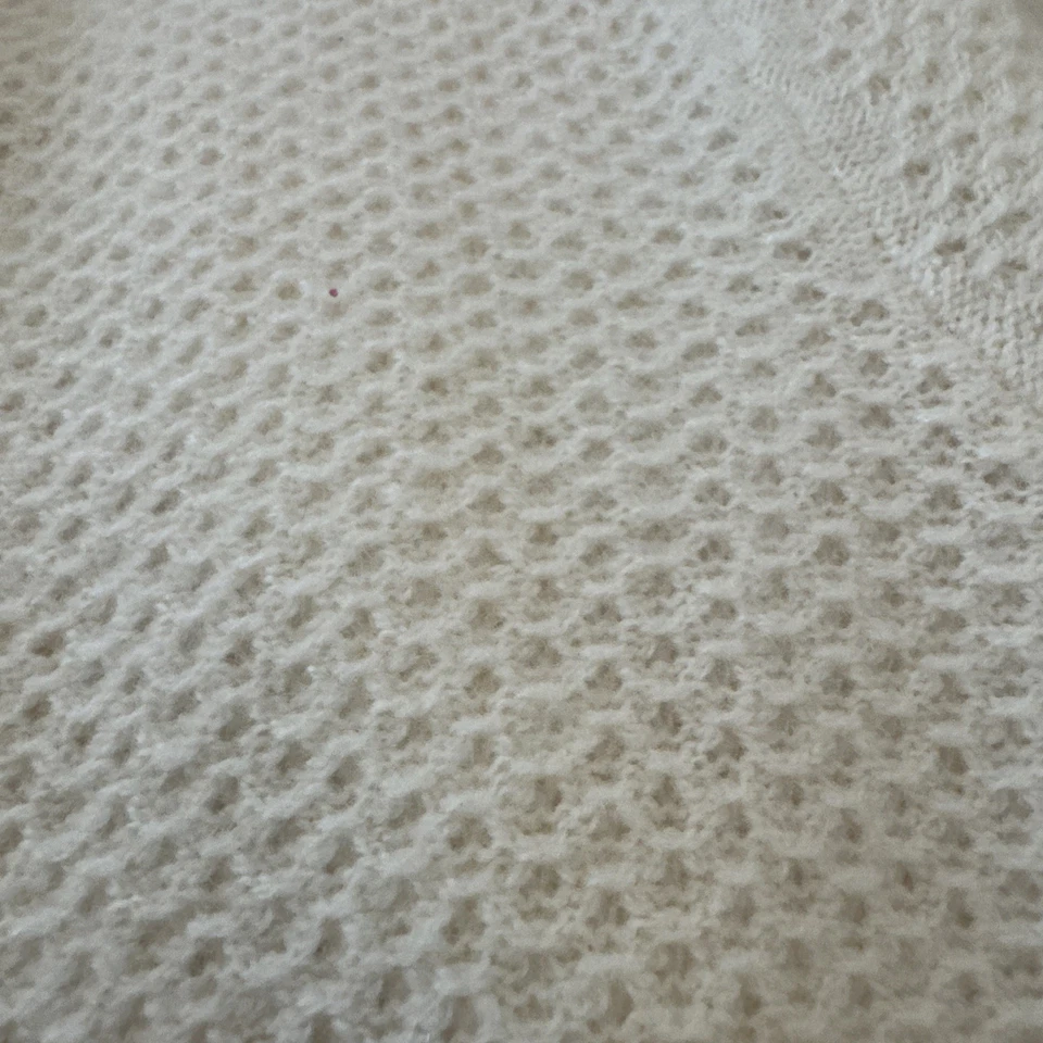 Sutton Studio Bloomingdale’s Cashmere Cardigan, Size Large Perfect Condition - Image 3 of 3