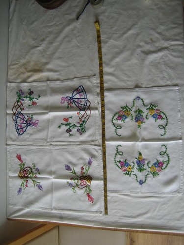 5 Antique embroidery needlework table-top items. - Picture 2 of 5