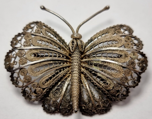 A0429 - figurative late Biedermeier silver brooch butterfly - filigree work - Picture 1 of 4