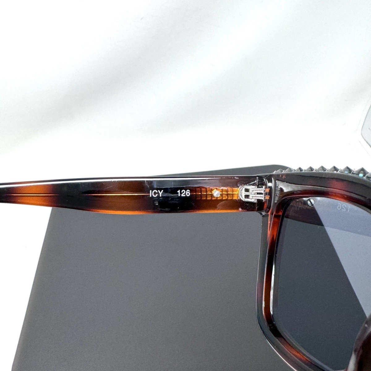 Quay Sunglasses Icy 126 Studded Tortoise Square Discontinued 
