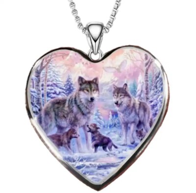 Fashion Jewelry Howling Wolf Moon Heart Shaped Pendant Necklace 475-3
