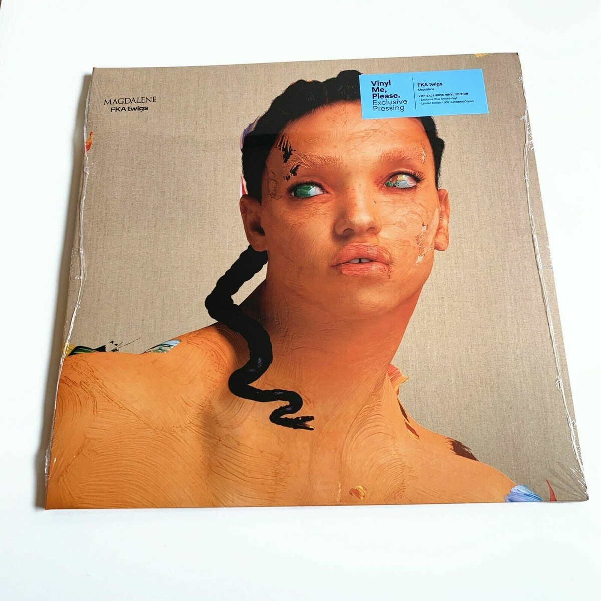 FKA Twigs Magdalene Blue Smoke Vinyl LP Limited to 1000 FKA Twigs Magdalene Blue Smoke Vinyl LP Limited to 1000