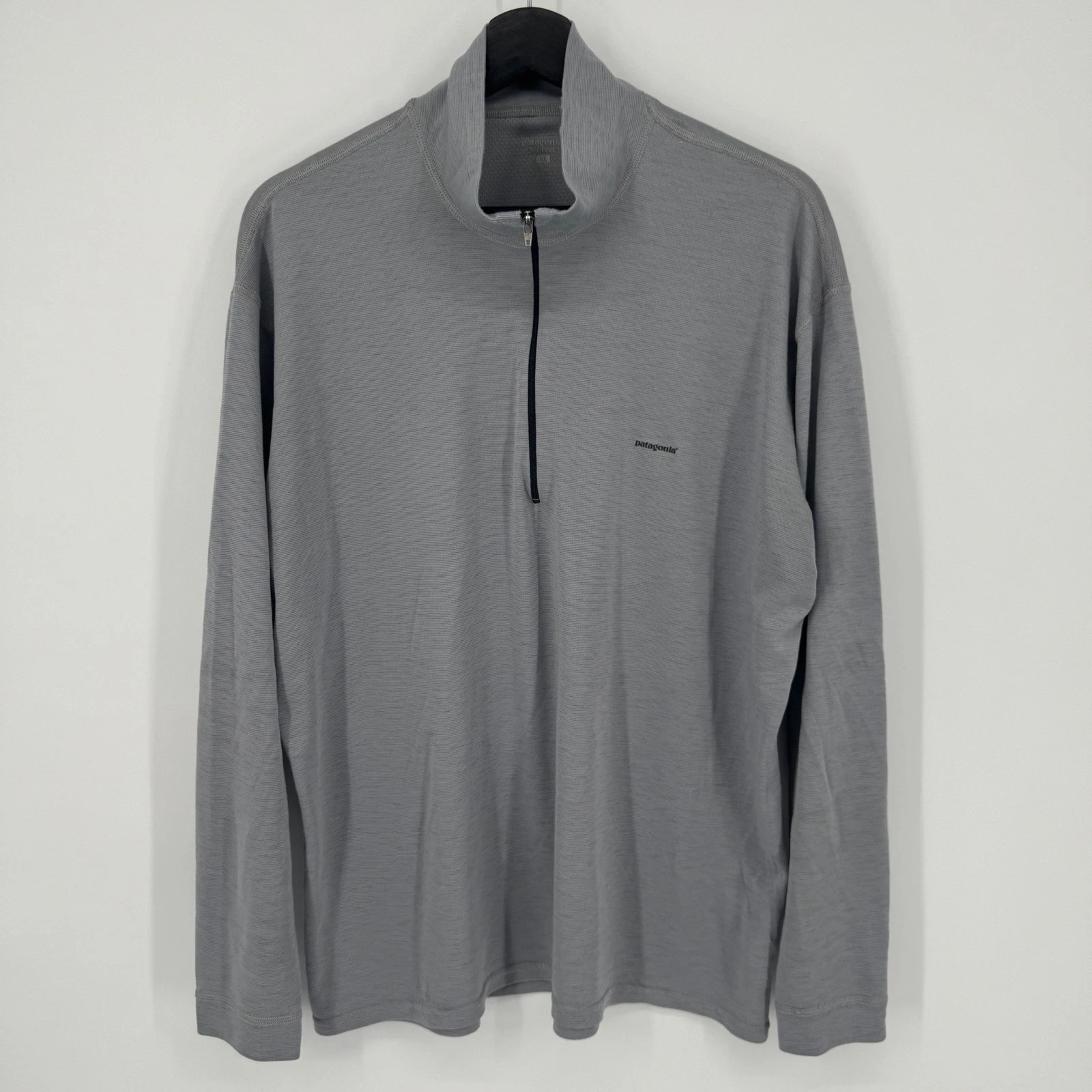 Patagonia Capilene Baselayer /4 Zip Long Sleeve Top Men's XL Gray Made in USA