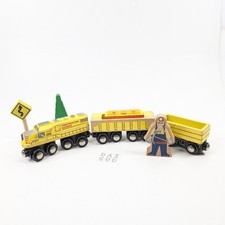 Circo Line Magnetic Wooden Train 7-Piece Lot Engines Cars Etc Thomas Compatible