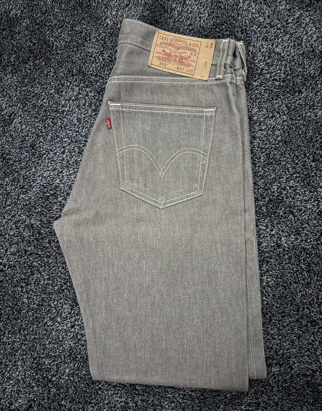 Levis 501-0631 Men’s Jeans Gray 32x32