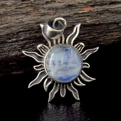 Solid 925 Sterling Silver Baltic Amber Sun Pendant Honey or Green Solar Amulet