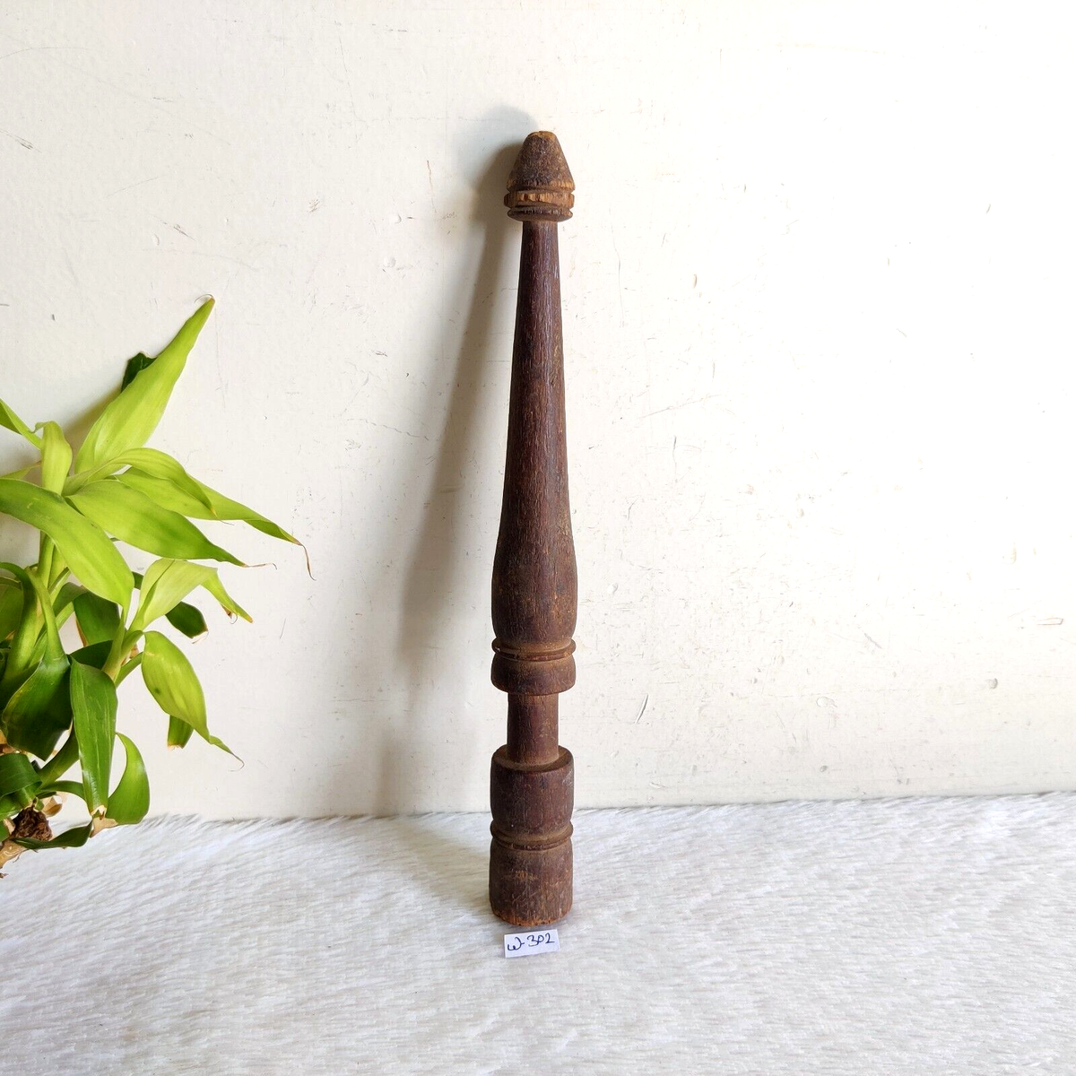 ヴィンテージのウォールフック Vintage Old Handcrafted Wooden Wall Hook Hanger Rare Decorative