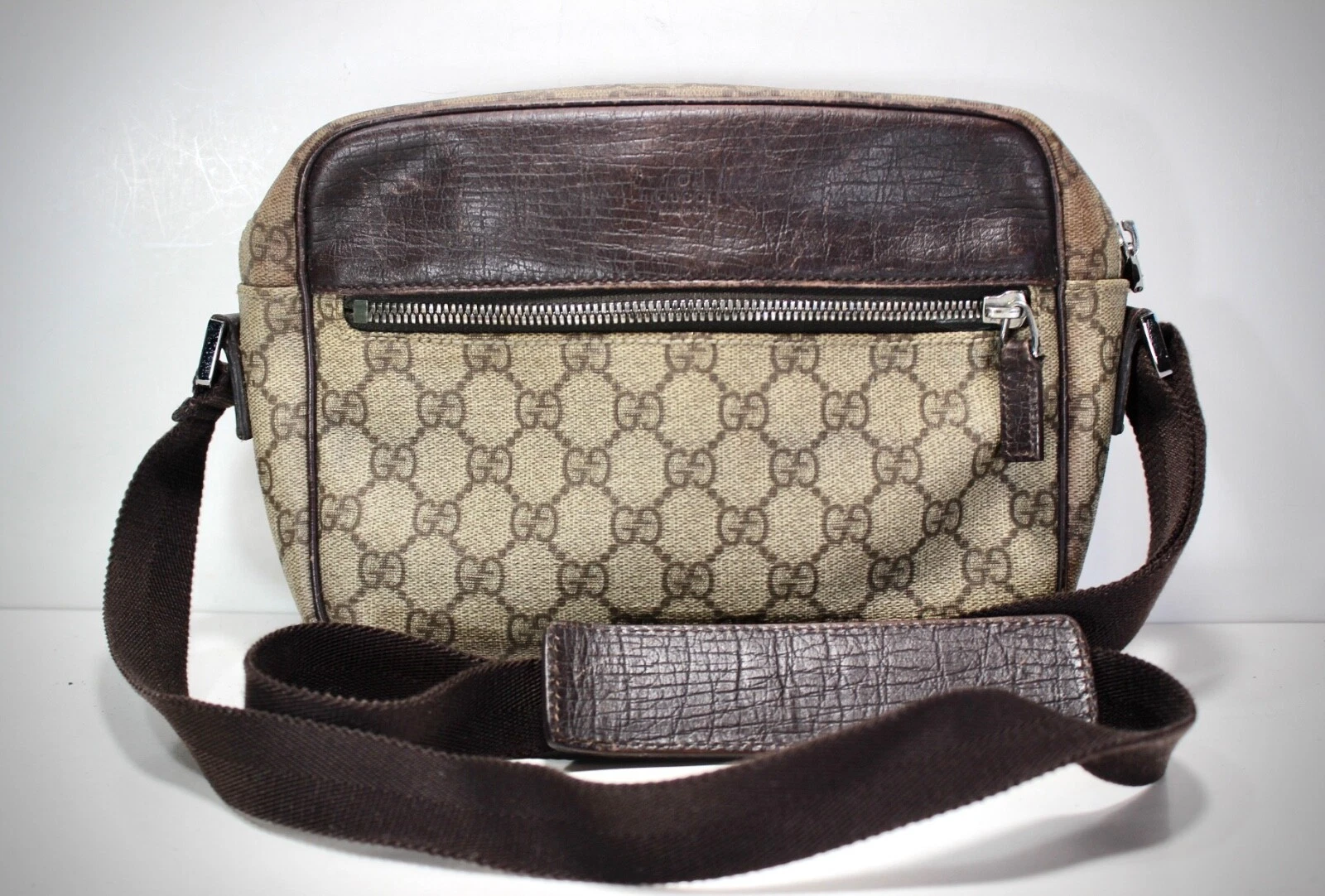 Borsa a mano vintage Gucci marrone in PVC e pelle GG a tracolla