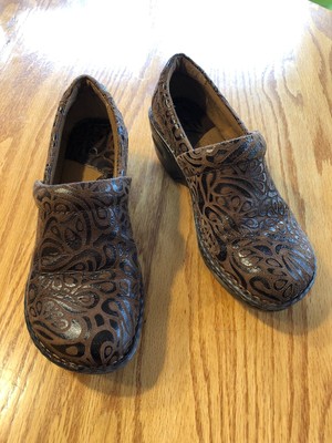 boc womens clogs