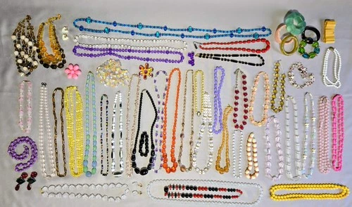 Vintage Retro Lucite Acrylic Plastic Large Jewelry Lot 50+ pcs