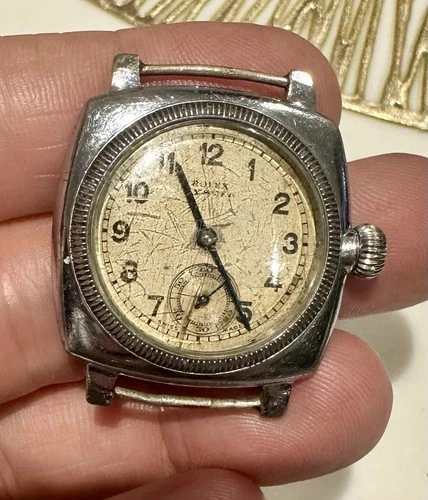 A Vintage Rolex Oyster "Cushion" Case Wristwatch, 1920's/30s. (no case back)