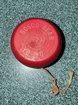 Vintage 1950's Duncan Beginners Bosco Bear Yo Yo Red/Green Wooden Wood 1.25 