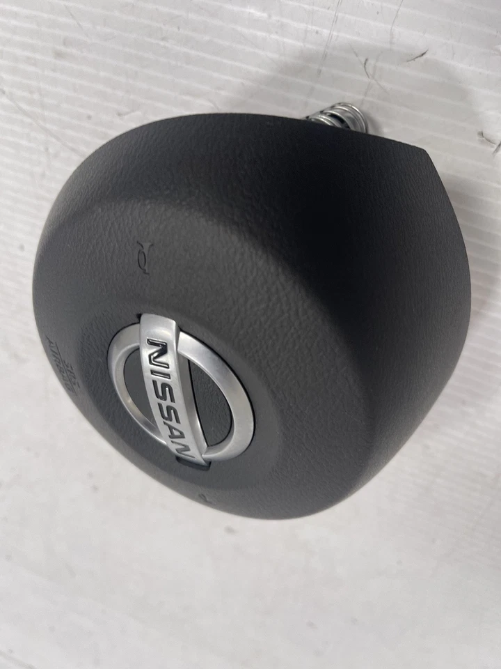 NISSAN ALTIMA 2020 2021 2022  DRIVER STEERING WHEEL AIRBAG OEM Foto 2 de 4