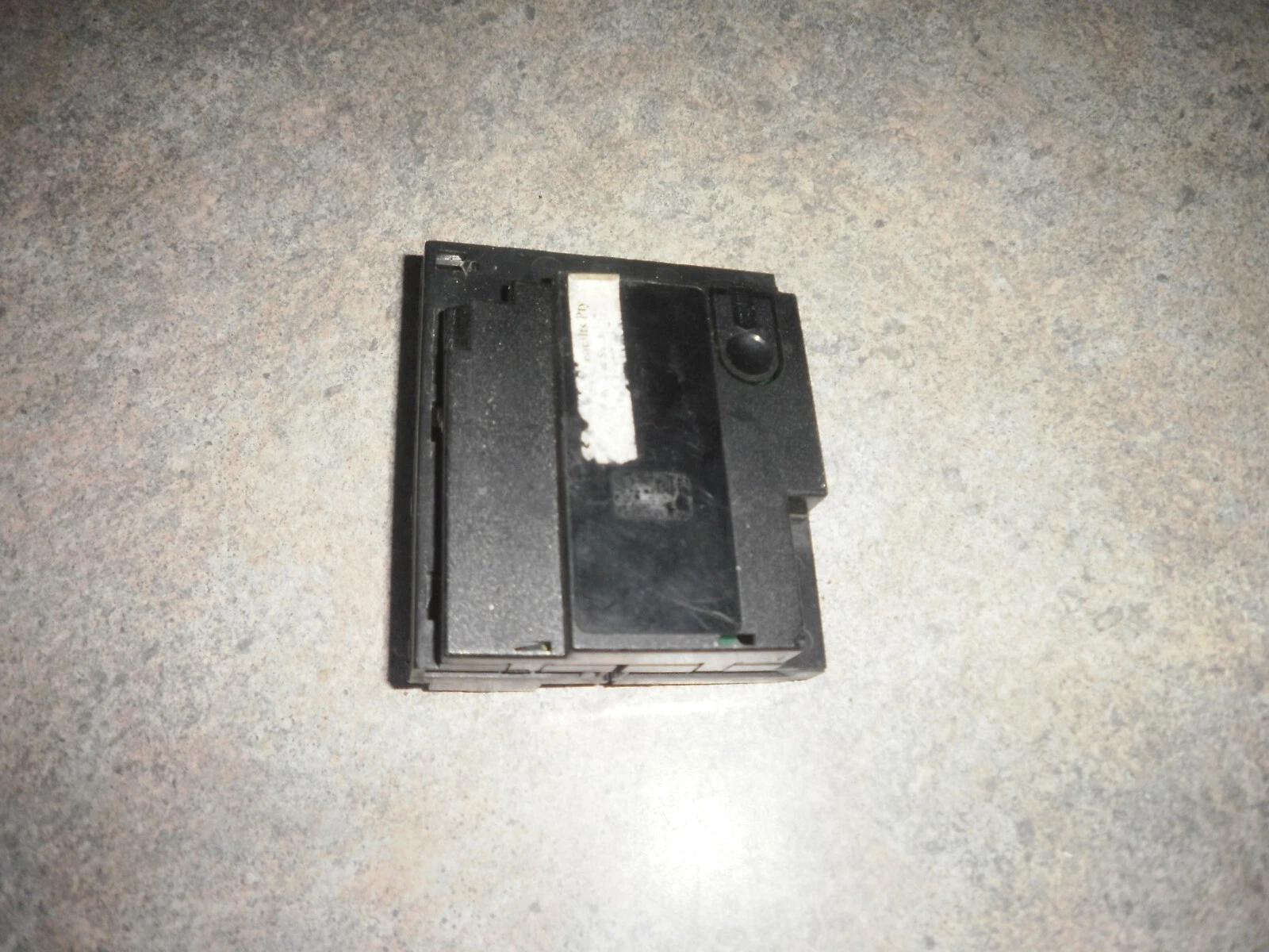 Picture 2 of 3