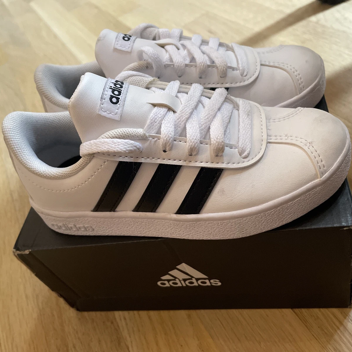 Adidas VL Court 2.0k kids 11.5 white/black stripes