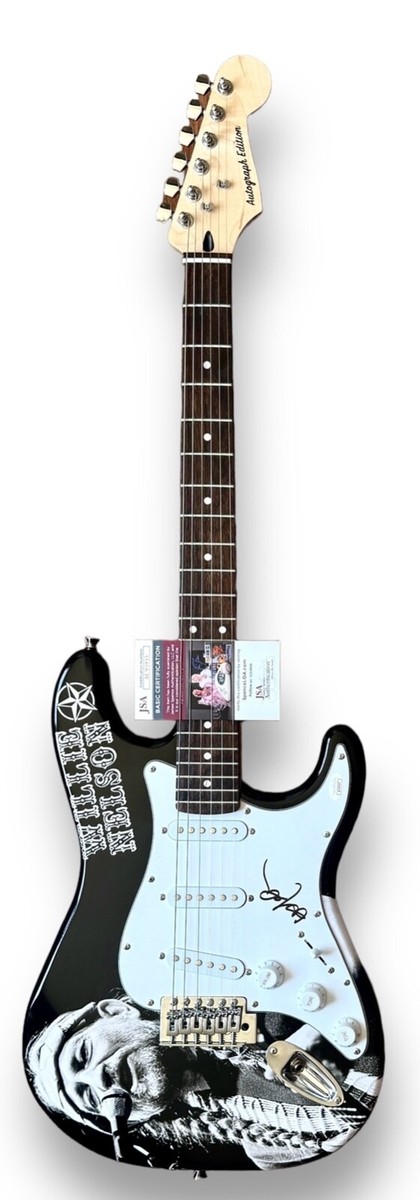 Willie Nelson Signed Guitar Custom Graphics JSA COA On the