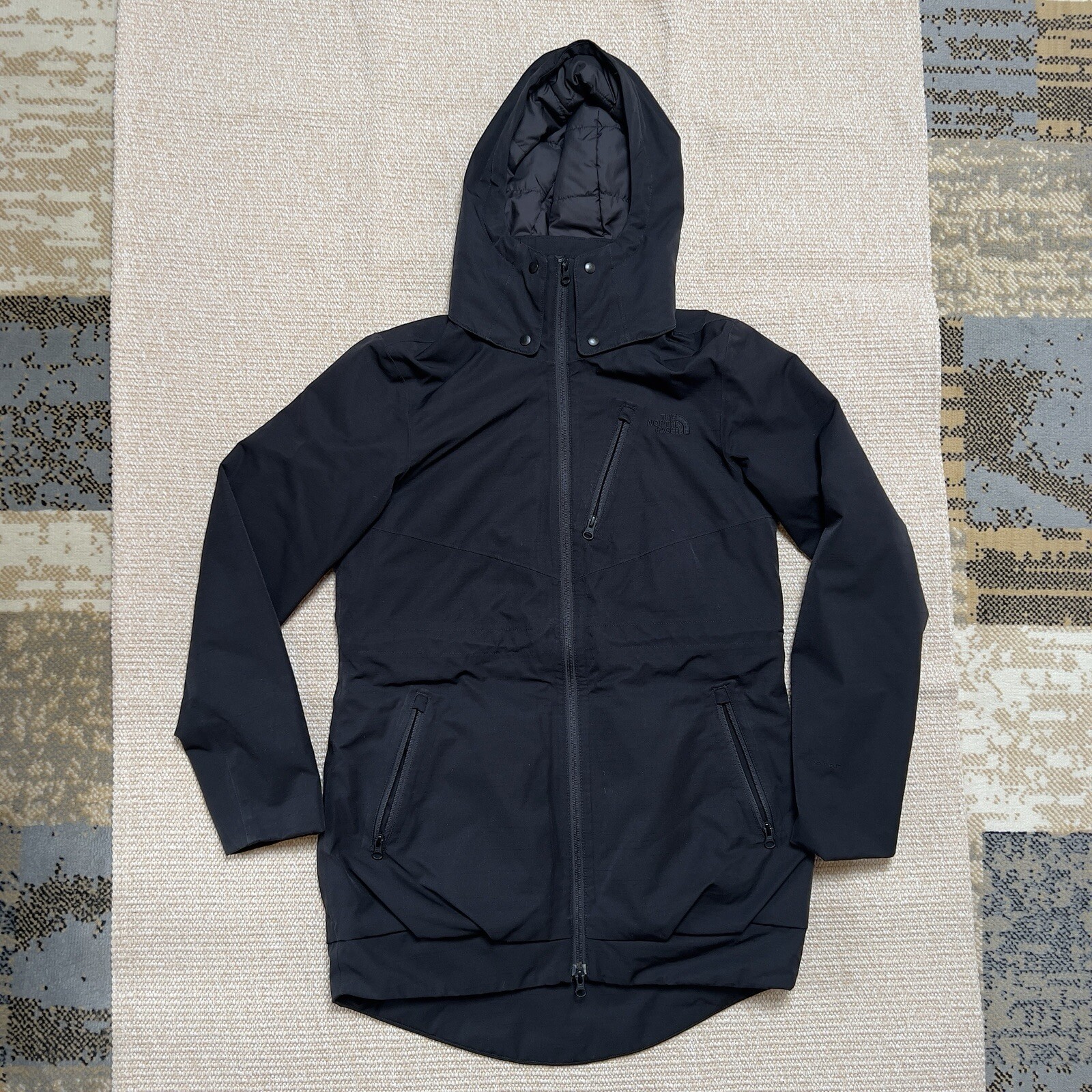 North Face Womens XS Black Dryvent Insulated Hooded Long Jacket