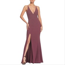 Dress the Population Iris Plunge V-Neck Slit Gown, Orchid, L
