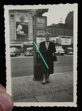 Persil ," Werbung auf Bushaltestelle in Berlin ",altes Foto