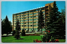 The New Jennis G Building Grossinger New York NY Vintage Postcard