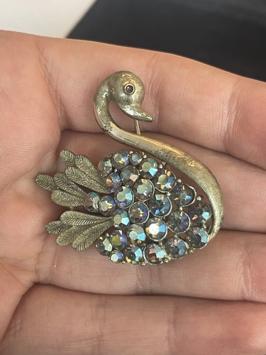 VINTAGE CORO SWAN BLUE AURORA BOREALIS AB RHINESTONE SILVER TONE BROOCH - Picture 6 of 10