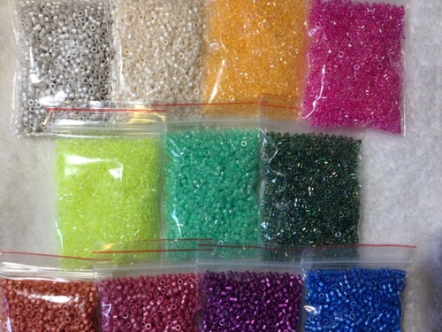 Wholesale Bulk Lot 220g Cylinder Glass Seed Beads Free Ship 11 Colors Peyote - Picture 3 of 7
