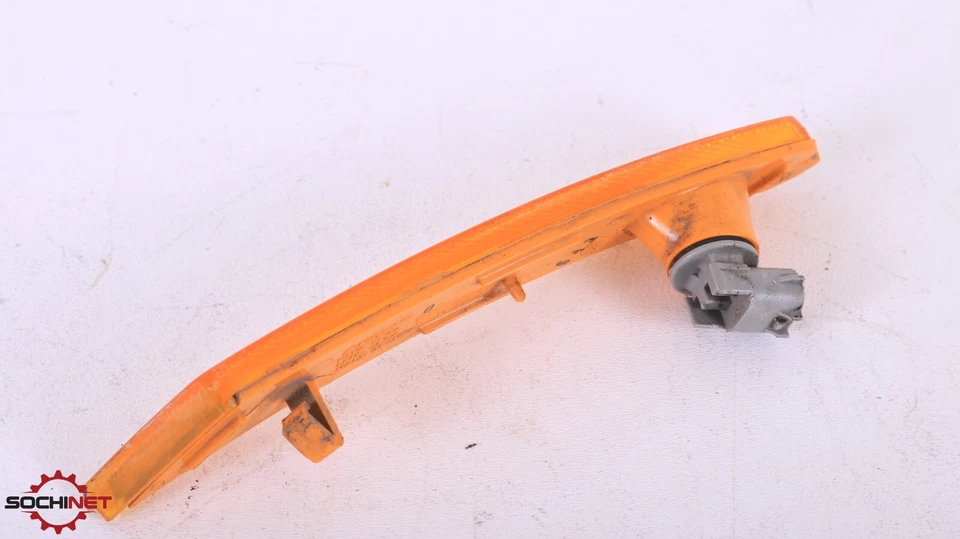 Pontiac Solstice Saturn Sky Front Bumper Side Marker Light Left Side - FREE SHIP - Image 3 of 4