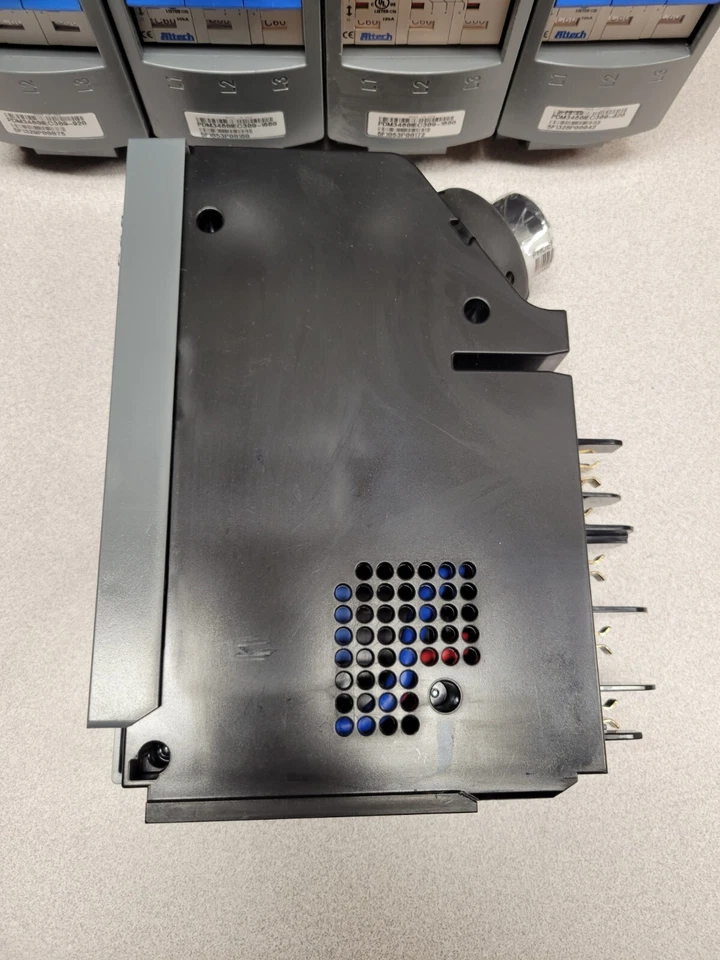 PDM3460IEC309--APC--60A Power Module--CORD REMOVED--USED - Image 2 of 4