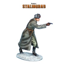 RUSSTAL057 Winter Russian Commissar with TT Pistol by First Legion