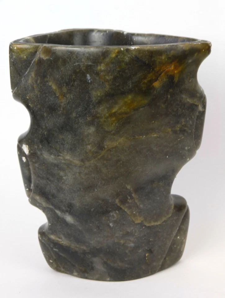  Carved Dark Spinach Jade Brush Pot w/ Chilong Dragon, China 19th Century  - Image 3 of 4