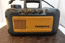 FIELDPIECE VP55 EVACUATION/VACUUM PUMP 5CFM ** MISSING PORT COVER **