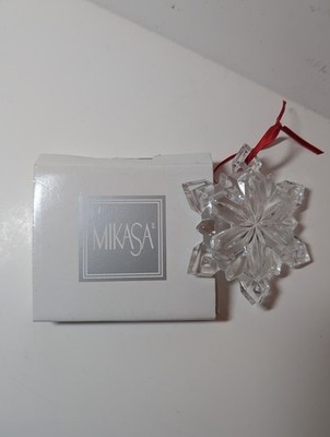 Mikasa Snowflake Christmas Ornament 3 1/2in Clear