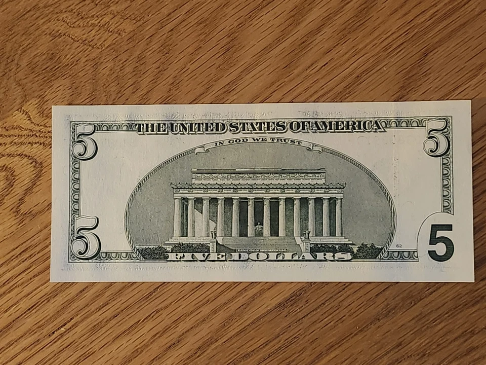 2001 $5 "STAR NOTE" UNC/GEM SAN FRANCISCO CL03833918* 2 OF 3 CONS SERIAL NUMBERS - Image 2 of 4