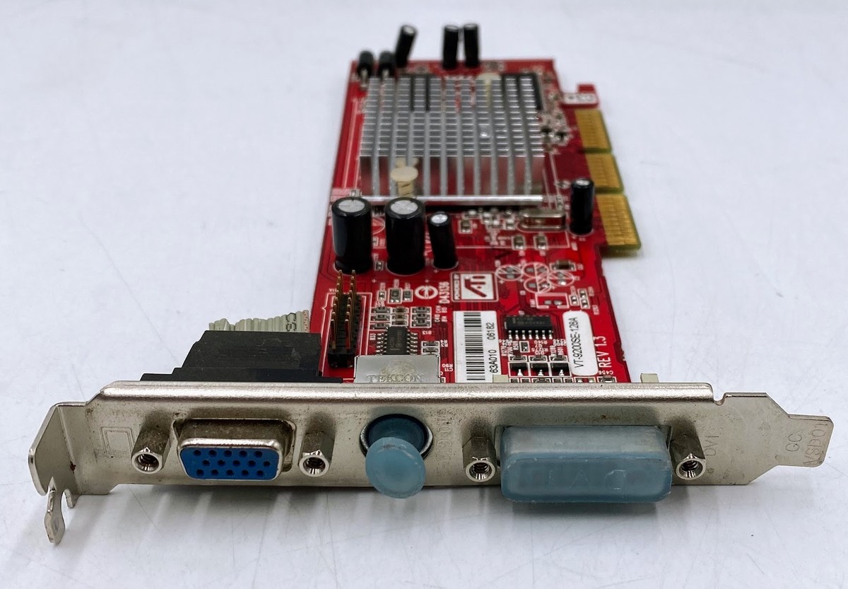 ATI Radeon 9200 Diamond Radeon 9200SE ATI 128 Mo DDR AGP VGA