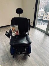 Quantum Q6 Edge 2.0 Power Chair Tilt Recline iLevel with Left and Drive