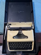 remington quiet riter typewriter thumbnail