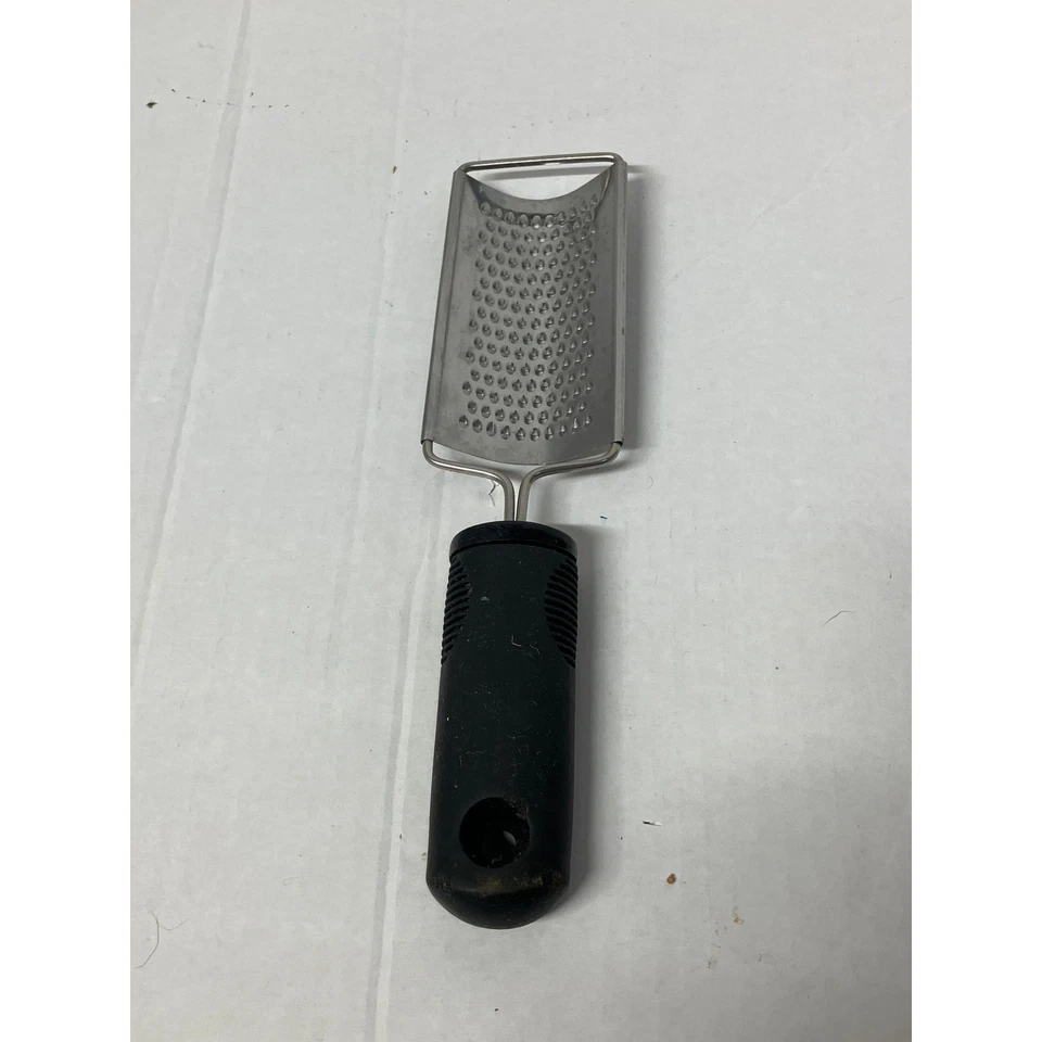 Rallador microplano de acero inoxidable OXO Good Grips mango negro Zester Foto 2 de 4