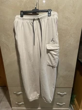 Jordan Sweatpants Mens L beige  Essential Fleece Winter Joggers Cargo DV1567-206