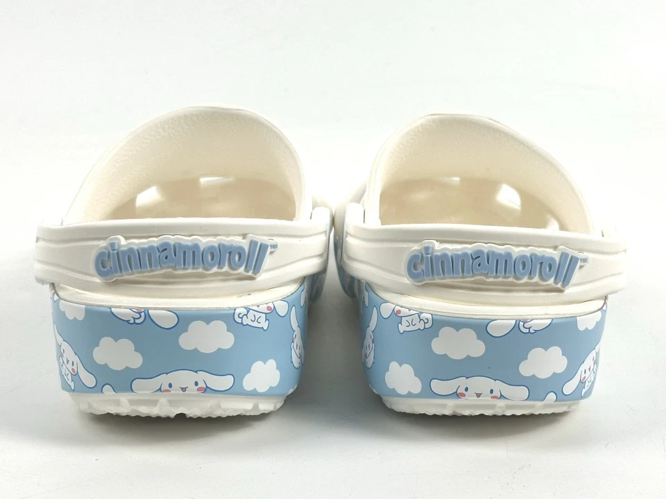 Tamancos Crocs x CINNAMOROLL Sanrio Hello Kitty & Friends clássicos C12 novos sem etiquetas - Imagem 4 de 4